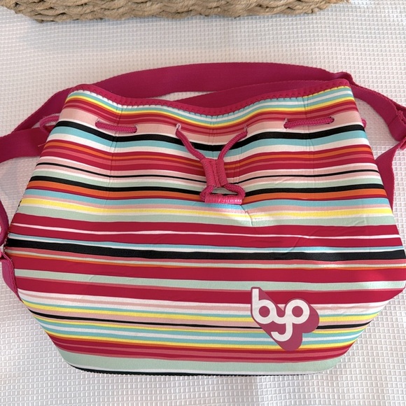 BYO Neo Cinch Drawstring Lunch Bag - Picture 3 of 10